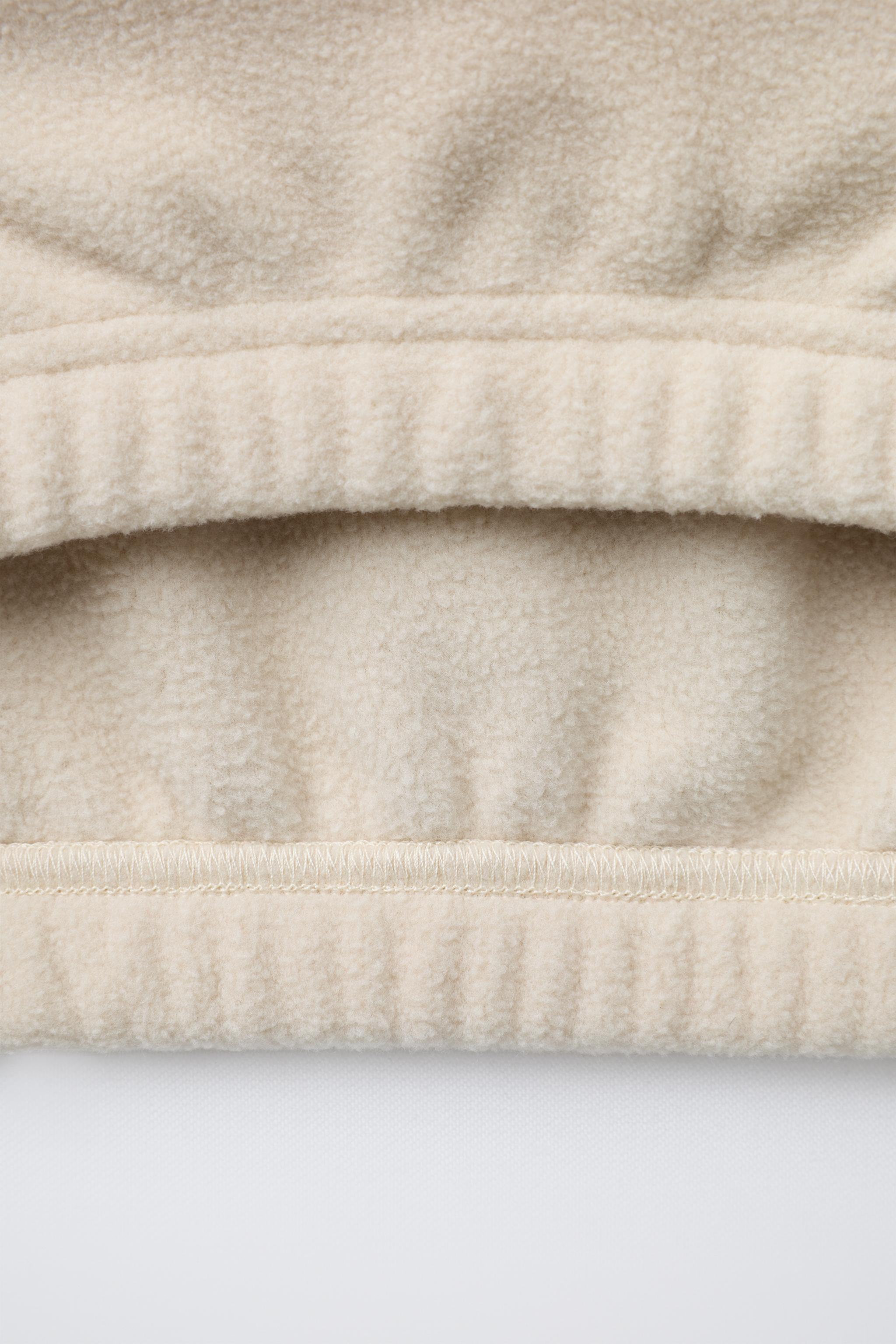 ZIP-UP FLEECE SWEATSHIRT